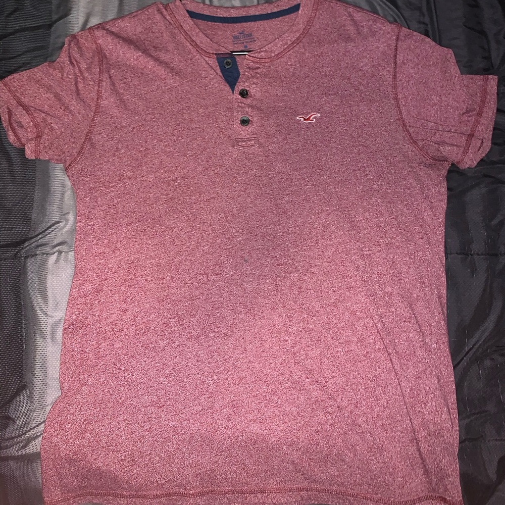 Hollister Tee Shirt